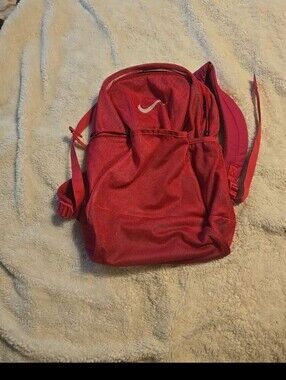 061626 Nike Mesh Backpack Red/Pink HARDLY USED#box